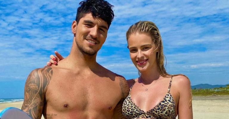 Gabriel Medina parabeniza a esposa, Yasmin Brunet: ”Seu jeito, seu coração, seu cheiro…”