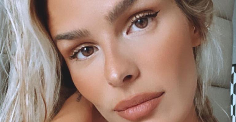 Yasmin Brunet celebra seu aniversário curtindo dia de praia: ”Oficialmente 33”