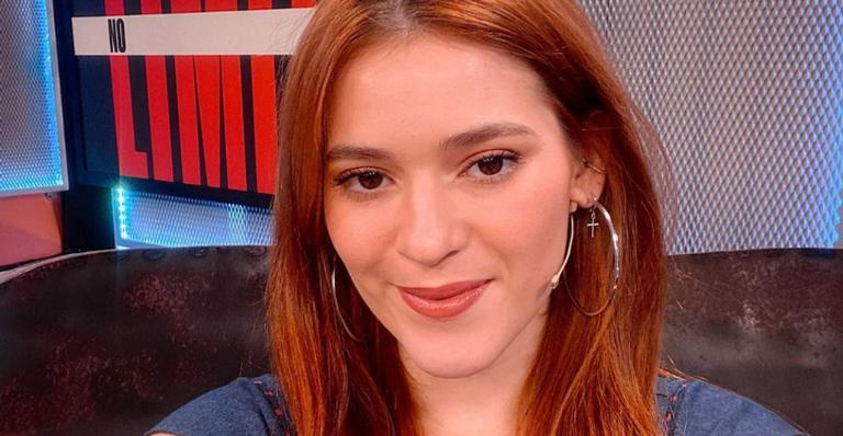 Ana Clara faz suspense ao borrar cenário de seu novo programa em clique: ”Dia 11 vocês descobrem”