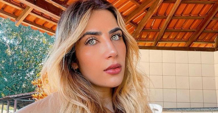 Jéssica Costa se derrete ao conhecer a sobrinha, Maria Alice: ”Amo muito”