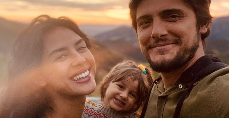 Yanna Lavigne exibe cliques encantadores ao lado da família e se derrete: ”A vida sorri pra mim”