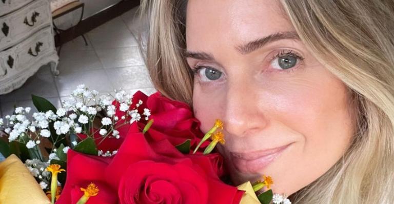 Leticia Spiller celebra o florescimento das cerejeiras: ”Sou apaixonada por elas”