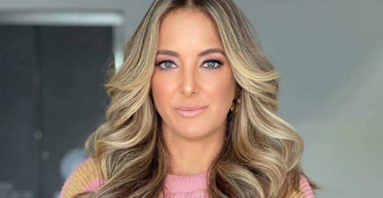 De moletom, Ticiane Pinheiro aproveita dia de folga e aparece fazendo compras no mercado