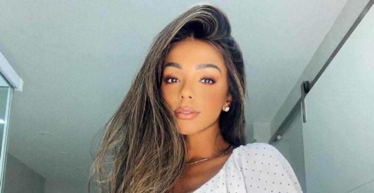 Brunna Gonçalves surge deslumbrante em selfie e fãs elogiam: ”Maravilhosa!”