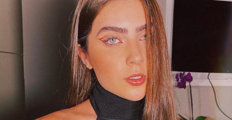 Jade Picon esbanja boa forma ao surgir na academia: ”Mais um pra conta!”