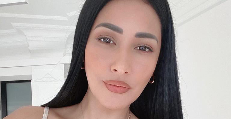 Simaria impressiona com foto de seu passado: ”Eu bem novinha”