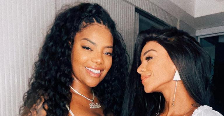 Em Curaçao, Brunna Gonçalves protagoniza clique romântico com Ludmilla