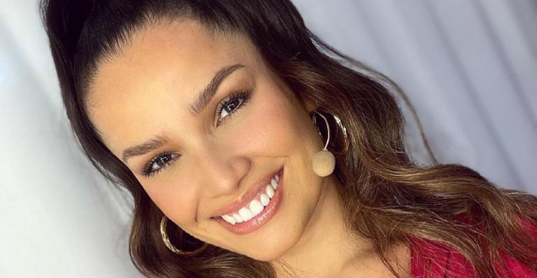 Juliette surge toda sorridente em clique e encanta a web: ”Como é linda”