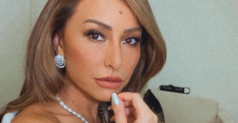 Sabrina Sato diverte a web ao fazer dança de influencer: ”Essa música não sai da minha cabeça”