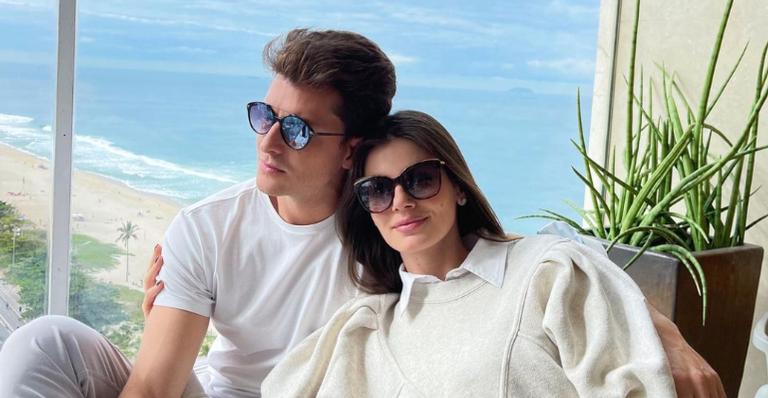 Camila Queiroz parabeniza Klebber Toledo com linda declaração nas redes