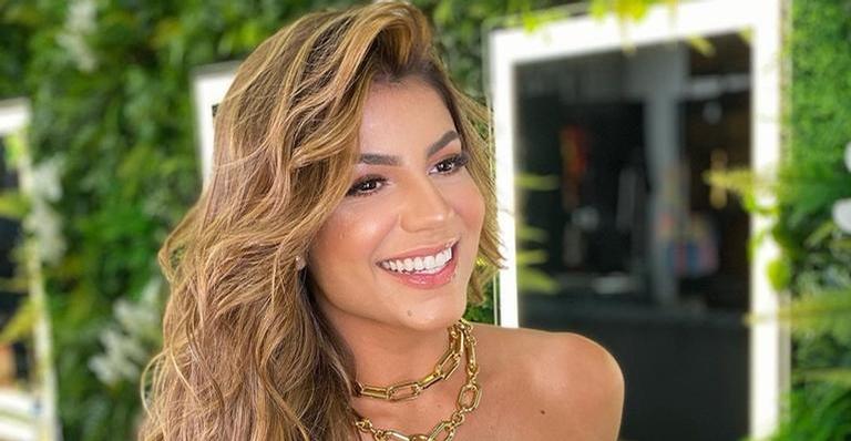 De top, Hariany Almeida rouba a cena ao posar em clique no espelho: ”Gata”