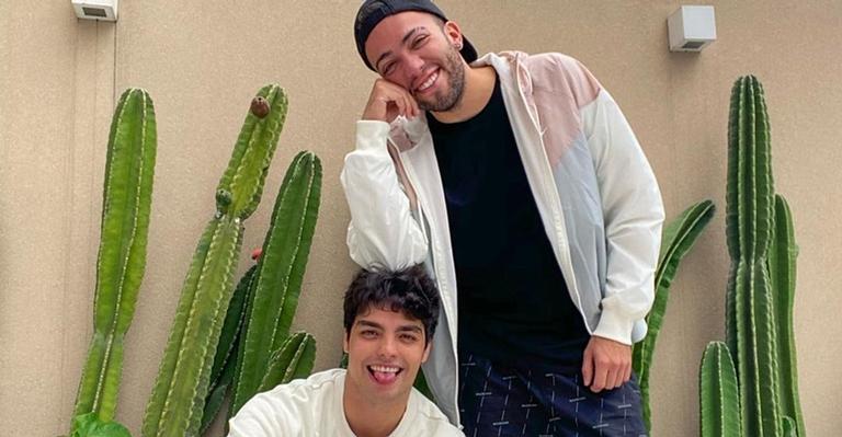 Viva o amor! Após sete meses, Lucas Rangel assume namoro com Lucas Bley: ”Minha paz”