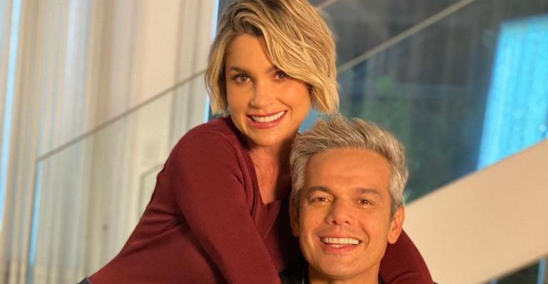Flávia Alessandra ganha surpresa de aniversário de Otaviano Costa: ”Uma homenagem dessas, hein?!”
