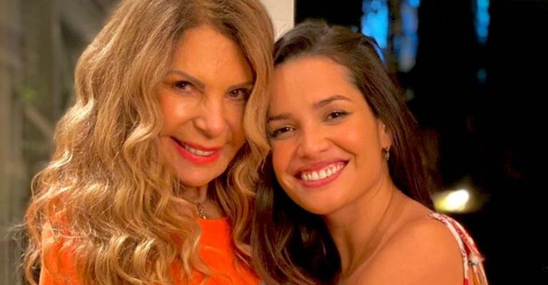 Elba Ramalho posta foto com Juliette e rasga elogios: ”Ela deixa rastro de carinho onde passa”