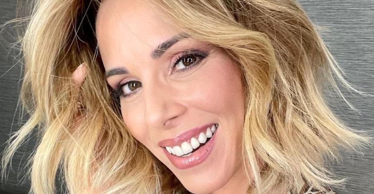 Ana Furtado relembra alguns trabalhos como modelo no anos 90: ”Toda trabalhada na pose”