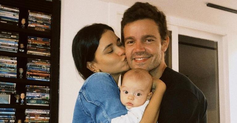 Talita Younan e João Gomez fazem arraiá em casa para comemorar 5 meses da filha Isabel
