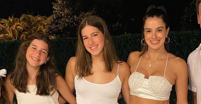 Vera Viel resgata clique da infância de Clara e Maria e se derrete: ”A maior benção desse mundo”