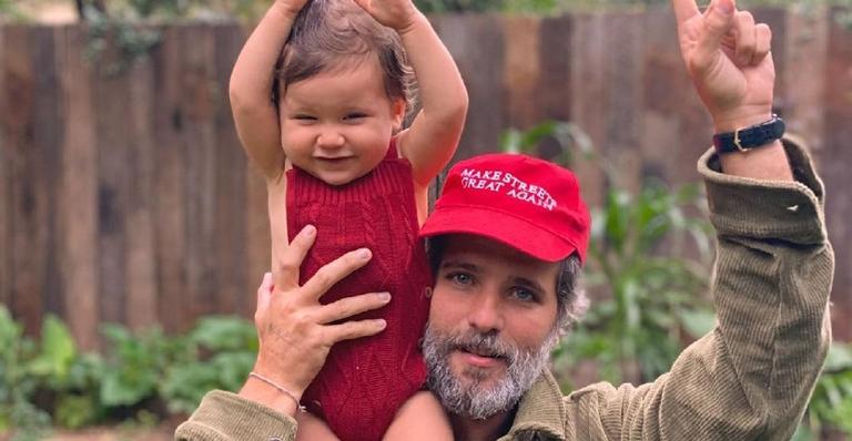 Bruno Gagliasso derrete a web ao compartilhar cliques de momento especial com Zyan