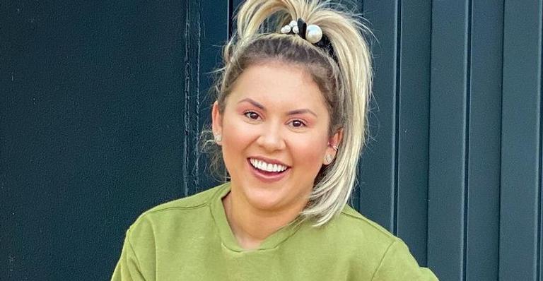 Natália Toscano toma primeira dose da vacina contra a Covid-19 e comemora: ”Uma grande vitória”