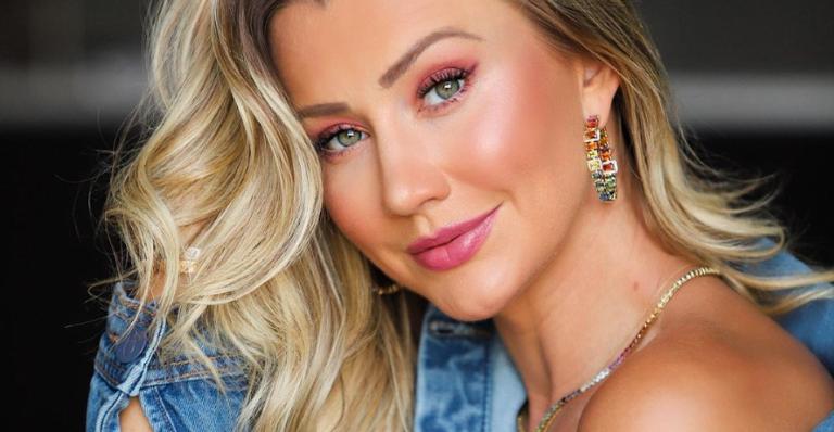 Ana Paula Siebert chama a atenção com shape impecável na Bahia: ”Deusa”