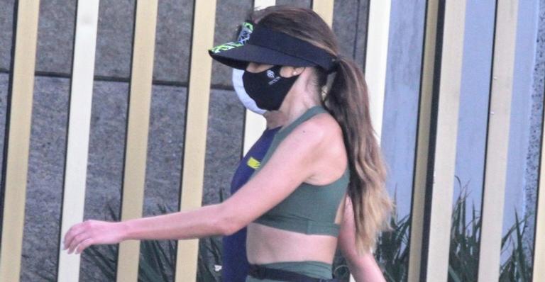 De top, Patrícia Poeta é clicada se exercitando no Rio e rouba a cena com shape sarado: “Uau!”