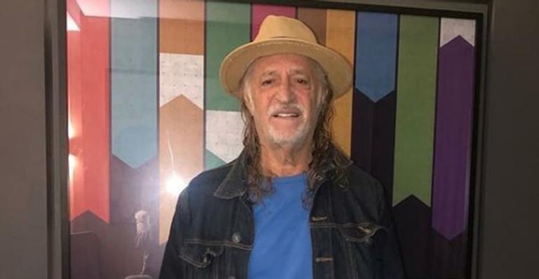 Alceu Valença se apresenta em live especial com temática junina