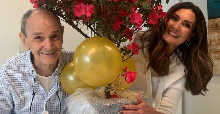 Fátima Bernardes posta homenagem no aniversário de seu pai