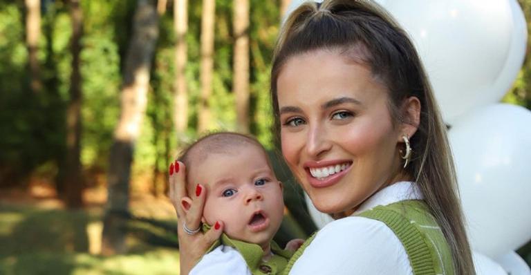 Lorena Carvalho mostra perrengue com Luca ao postar cliques fofos do filho: ”A mãe que lute”