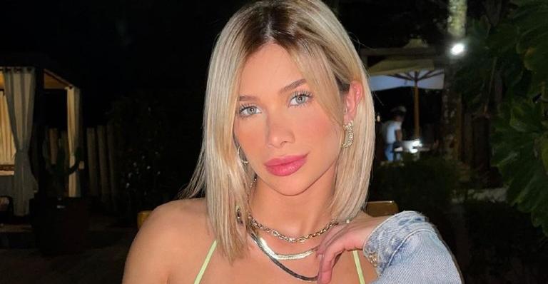 Flavia Pavanelli surge deslumbrante em clique de biquíni e conquista a web: ”Uma sereia”