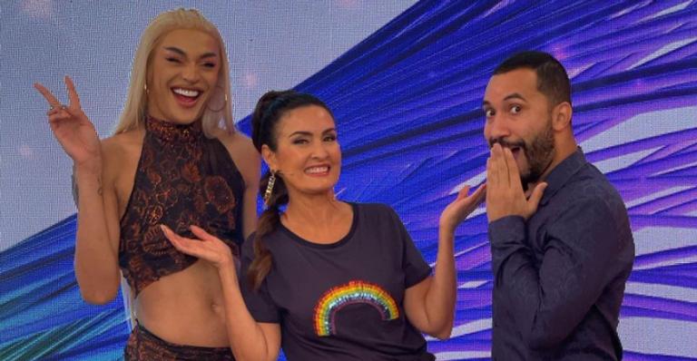 Fátima Bernardes posta cliques com Pabllo Vittar e Gil do Vigor