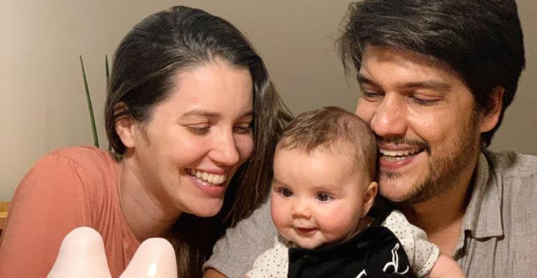 Nathalia Dill se declara ao celebrar os 6 meses da filha, Eva: ”Eu te amo”