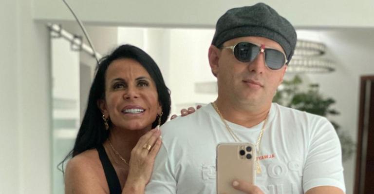 Gretchen surge dançando Pabllo Vittar ao lado do marido e fãs elogiam: ”Casal admirável!”