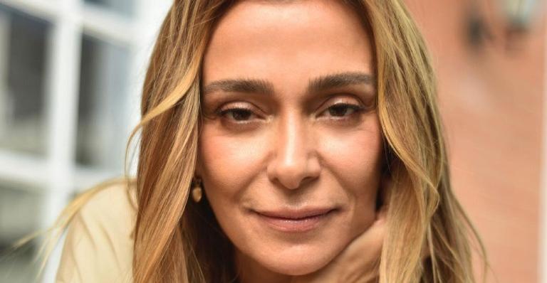 Mônica Martelli surge com a filha e reforça importância do uso da máscara: ”Escute a ciência”