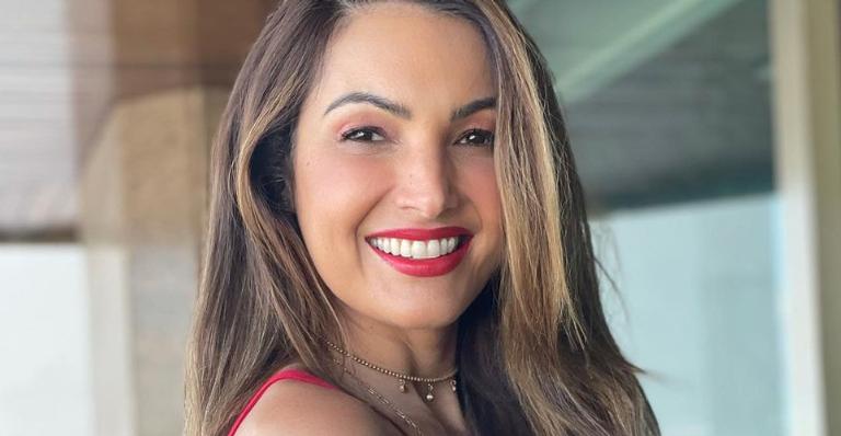 Patrícia Poeta exibe look elegante nos bastidores da gravação do Criança Esperança 2021: “Linda demais!”