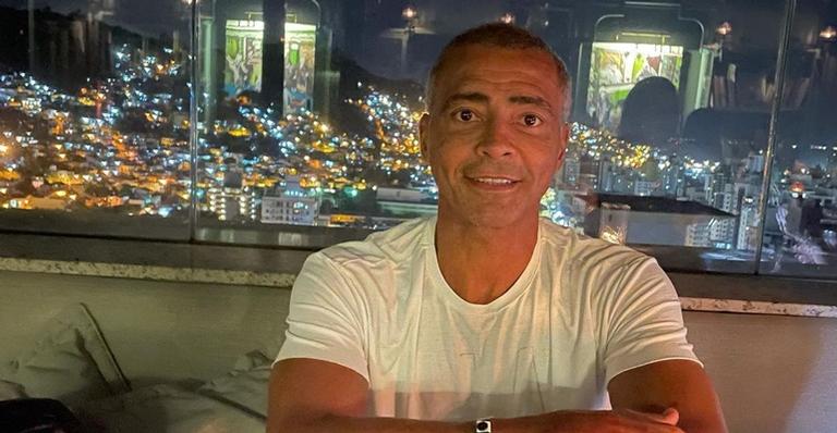 Aos 55 anos, Romário posta clique sem camisa e corpo sarado chama atenção