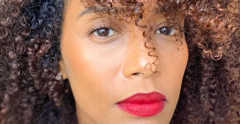 Taís Araujo mostra novo visual e arranca elogios dos internautas: ”Linda de qualquer jeito”