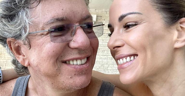 Boninho se declara para Ana Furtado e encanta web: ”Casal mais lindo’