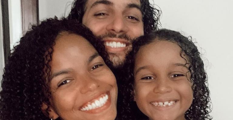 Jeniffer Nascimento comemora aniversário da afilhada: ”O amor por você é imenso”