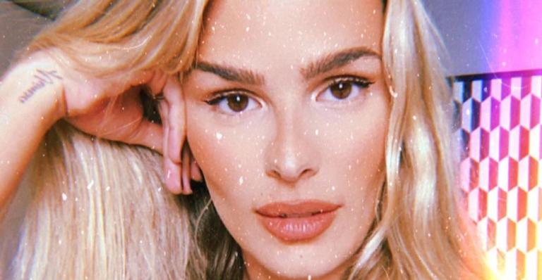 Yasmin Brunet revela que a família aumentou: ”3 gatos e 4 cachorrinhos adotados”