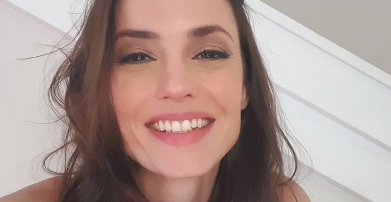 Rosanne Mulholland celebra entrada da novela ‘Carrossel’ no catálogo da Netflix