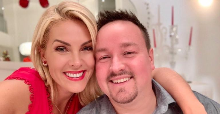 Ana Hickmann emociona a web ao celebrar o aniversário do irmão: ”Meu irmão, meu amigo”