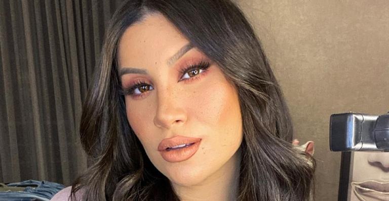 Na reta final da gravidez, Bianca Andrade exibe barrigão em foto belíssima de ensaio: ”Linda!”