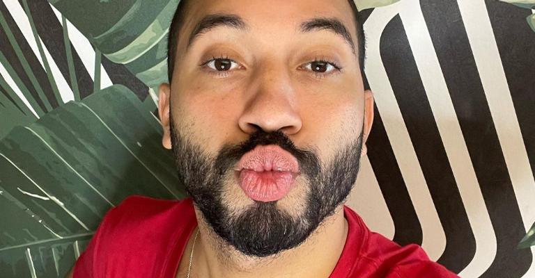 Após irmã ser destratada, Gil do Vigor se revolta e aponta racismo: ”Dessa vez não vou me calar”