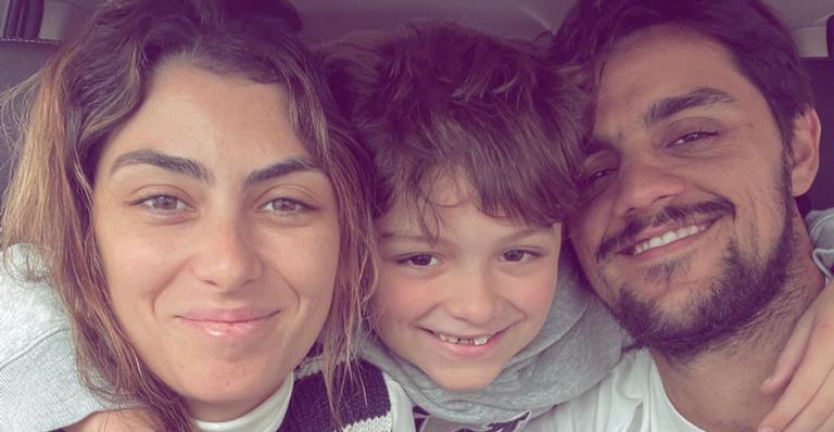 Felipe Simas e Mariana Uhlmann se declaram ao filho mais velho, Joaquim: ”Nosso maior desafio!”