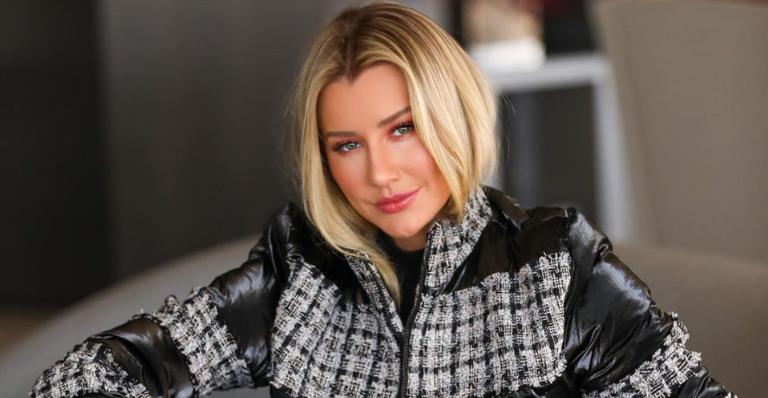 Ana Paula Siebert compõe look com chapéu de grife e coleciona elogios: ”Musa”