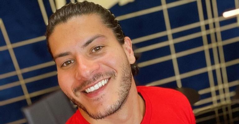 Arthur Aguiar agradece participação na ‘Super Dança dos Famosos’: ”Gratidão”