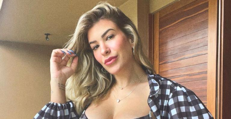 Lore Improta surge dançando com o barrigão a mostra e fãs elogiam: ”Mamãe mais linda!”