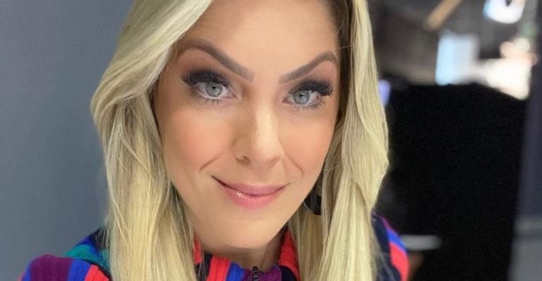 Renata Fan completa 44 anos e faz agradecimento: ”Sigo fortalecida e grata”