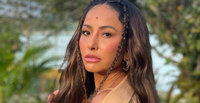Sabrina Sato dá detalhes sobre o novo reality, Ilha Record: ”Não vai faltar treta”