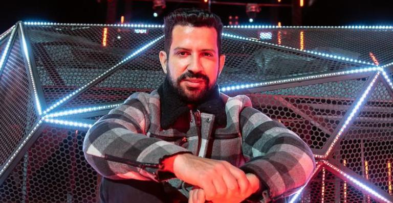 Dennis DJ grava super projeto com participação de 18 artistas do sertanejo, forró e piseiro